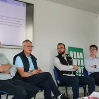 Lors de la table ronde, Antonin Robin, apprenti chez porc armor et futur éleveur de porcs, a rappelé l’importance des formatio