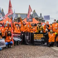Militants de l'ONG L214