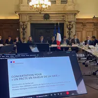 Réunion de lancement de concertation sur le futur pacte en faveur de la haie avec Marc Fesneau et Bérangère Couillard.