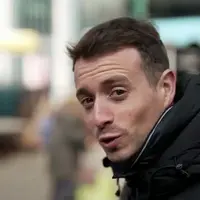 Hugo Clément dans l'émission Sur le Front