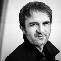 Le journaliste correspondant pour Le Monde Nicolas Legendre
