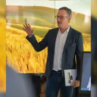 Julien Revellat, directeur associé du bureau parisien de McKinsey