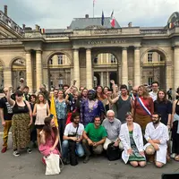 Les représentants et soutiens du collectif Les Soulèvements de la Terre le 7 août devant le Conseil d'Etat.