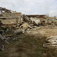 L'exploitation agricole de Bruno Bouvier, à Juvigné dans la Mayenne, ravagée par une tornade.