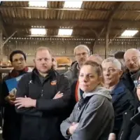 Le Premier ministre Gabriel Attal en visite dans une exploitation de la Marne jeudi 15 février 2024.