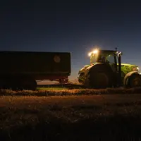 Moisson de nuit dans l'Indre