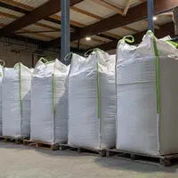 Big-bags agricoles dans l'usine de recyclage de Novus.