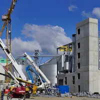 Usine en construction