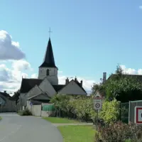 pancarte courcoué entrée de village avec église