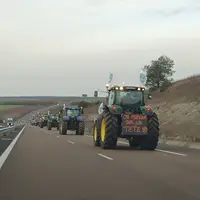 Convoi de tracteurs sur l’A15 fin janvier 2024