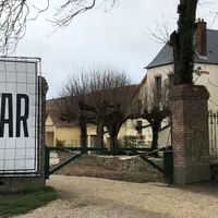 panneau hectar devant l'entrée du domaine