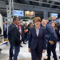 Annie Genevard, juste avant l’inauguration du stand du ministère de l’Agriculture au SIA 2025, le 23 février.