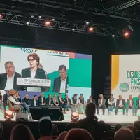 Annie Genevard devant le congrès de la FNSEA à Grenoble.