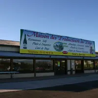 devanture d'un magasin de producteurs