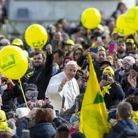 Le Pape François salue une foule d'agriculteurs du syndicat italien Coldiretti