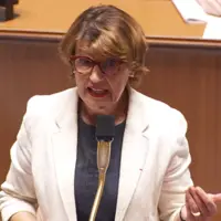 La ministre française de l’Agriculture Annie Genevard à l'Assemblée nationale lors de questions au gouvernement le 8 juillet.