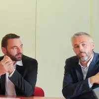 En conférence de presse le 11 septembre, le président des JA Pierrick Horel et le secrétaire général Quentin Le Guillous.