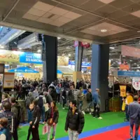 visiteurs dans les allées du salon de l'agriculture