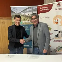 Stéphane Michaut, Directeur Développement Grands projets chez Tenergie, et Mathieu Staub, Directeur Général d’Océalia ont signé un accord pour le déve