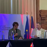 La ministre de l’Agriculture Annie Genevard et le président du Space Didier Lucas durant la conférence de presse ce 2 juin à Paris.