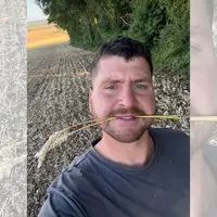 Aurélien Masson, agriyoutubeur dans la Meuse dans un champ