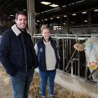 Portraits Mathieu Arnaudeau, conseiller CA Vendée et Sixtine Fauviot, responsable ferme des Etablières