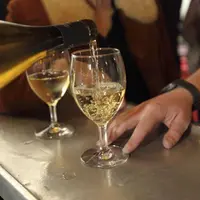 Le VCI permet de stabiliser les approvisionnements en vin et donc d'éviter des variations de prix erratiques.
