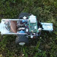 Le Vitirover, automate pour couper l’herbe dans les vignes, pourrait couvrir environ un hectare. Son prix : entre 3500 et 4000 euros.