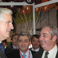 Michel Barnier, ministre de l'Agriculture, lors de sa visite au salon du Sitevi, avait affirmé qu'il afficherait la plus grande fermeté au cours des n