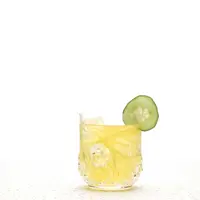 Baptisé Bonne Poire, ce cocktail associe du cadillac à de la liqueur de poire, de la gentiane et du jus de citron. © Sweet Bordeaux