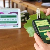 L'analyse par fluorimétrie donne en une vingtaine de minutes un résultat sur l'état de l'activité photosynthétique et estime les carences de différent