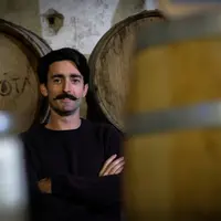 Laurent Faure  a développé sa propre gamme de balsamiques et vinaigres aromatisés mais créé aussi des produits à façon pour des vignerons à partir de