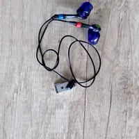 Chaque salarié exposé au bruit dispose de bouchons d'oreilles en silicone personnalisés.  © C. Gerbod