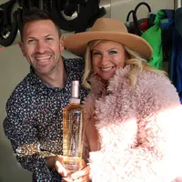 Les importateurs américains Andy et Kristin Bernard collaborent avec le château des Bormettes pour la réalisation de cette cuvée Côtes de femme, spéci