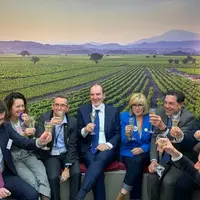 Le Pavillon des vins du Salon de l'agriculture a été un point de rencontre pour la filière et les élus, et un passage incontournable pour les candidat