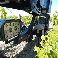 Certaines sociétés, à l'image de Bloomfield, misent sur la détection photographique des grappes pour estimer le rendement.