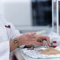 L'analyse microbiologique des sols par cytométrie, lancée par Dubernet, est présentée comme rapide, complète et efficace.