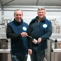 Christophe Bazile et Vincent Pétard ont voulu participer au développement du muscadet Juste de Loire-Atlantique pour agir concrètement même si pour l'