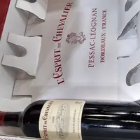 Comme le reste de l'emballage, le chevalet peut être personnalisé.