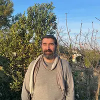 Nicolas André est responsable technique à la Fredon Occitanie et référent national vigne.