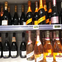Tirées par le succès du prosecco, les ventes d'effervecents étrangers ont atteint 20,2 millions de bouteilles en grande distribution sur les 8 premier