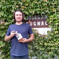 En intégrant un peu d'eau de mer lors de la réduction de son cognac Marée Haute, Frédéric Bourgoin recherche un effet de sapidité.