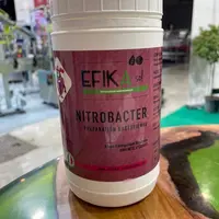 Le produit Nitrobacter, de la société Efika sol, est composé de bactéries Azospirillum, capables de fixer l'azote atmosphérique dans les sols.