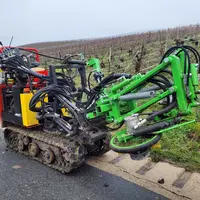 Le constructeur vauclusien Magnetto lance une tondeuse intercep pour les vignes étroites.