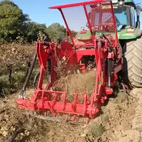 L'arracheuse rotative GMV de Kirpy peut être munie d'un ou plusieurs rotors. Elle pèse entre 500 et 1 940 kg selon les modèles, nécessite un tracteur