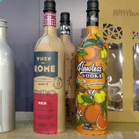 La bouteille en carton proposée par Soufflet Vigne est conçue par la société Frugalpac.