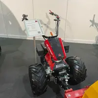 Le Multitalent de Köppl est disponible en versions essence de 9 et 14 ch, ou bien doté d'un moteur électrique de 5 kW.
