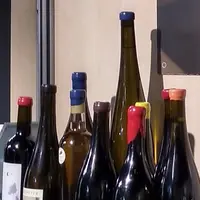 Hauteur de cire, épaisseur, changement de couleur, formats des bouteilles... les cireuses offrent pour la plupart des possibilités de personnalisation