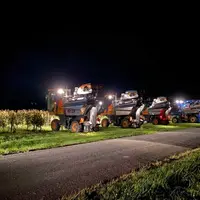 Avec ses 38 machines à vendanger, l'entreprise girondine Banton-Lauret peut répondre à différents besoins.