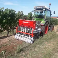 Le semoir à engrais verts bricolé par le vigneron Georges Paire.